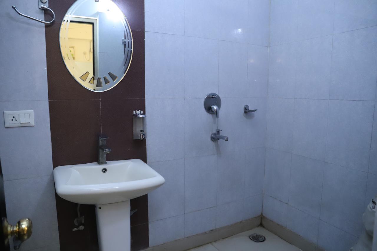 ניו דלהי Airport Hotel Aerocity Inn מראה חיצוני תמונה
